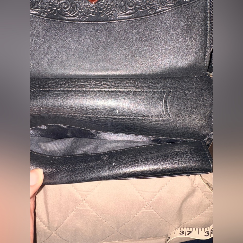 Brighton Vintage Two-Tone Leather Croc-Embossed Organizer Wallet - Picture 6 of 12